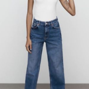 Zara high waisted wide leg jean size 2